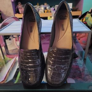 Clark's Gael Angora, Grey croc shiny loafers